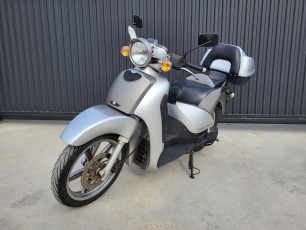 APRILIA SCARABEO 200