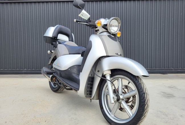 APRILIA SCARABEO 200