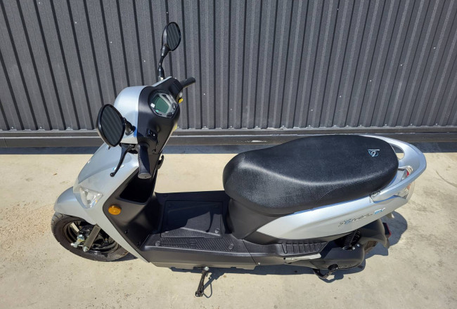 електроскутер KYMCO NICE EV