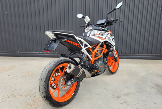 KTM 390 DUKE