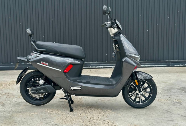 SokMoto E9 GT